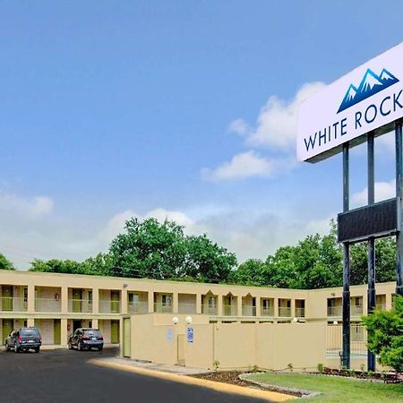 White Rock Inn San Marcos Εξωτερικό φωτογραφία